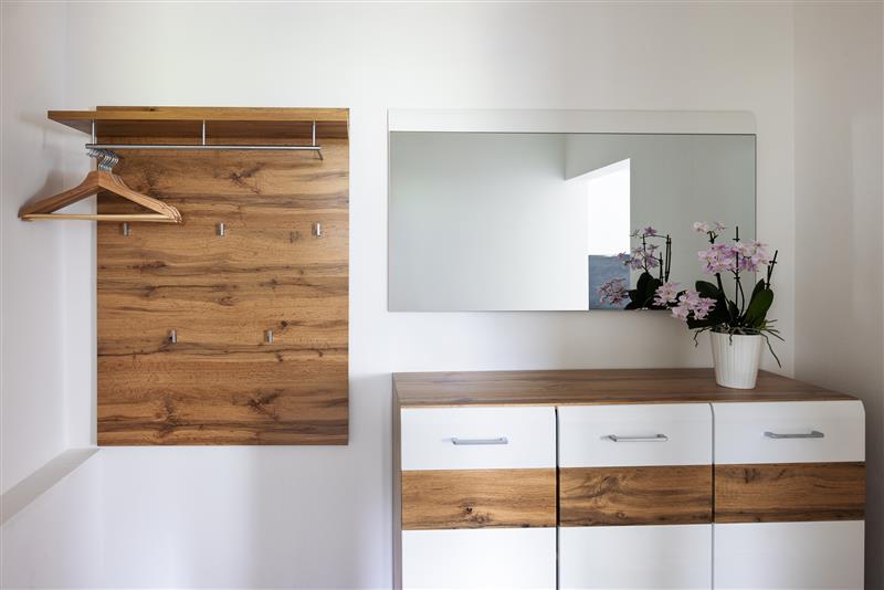 gallery_6a51be09810a9 image #0
